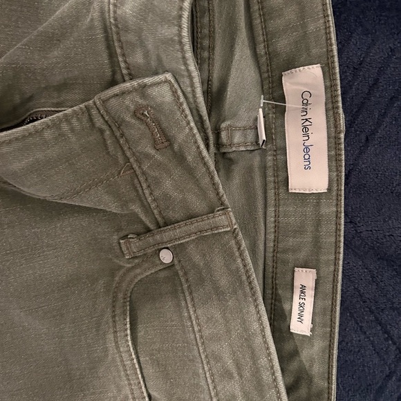Calvin Klein jeans ankle skinny size 8 - Picture 3 of 4